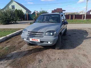 2004 Chevrolet Niva I, серебристый, 415000 рублей, вид 1