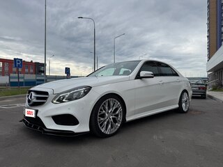 2013 Mercedes-Benz E-Класс 200 IV (W212, S212, C207) Рестайлинг, белый, 2050000 рублей, вид 1