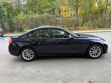 2016 BMW 3 серии 320i VI (F3x) Рестайлинг, синий, вид 4
