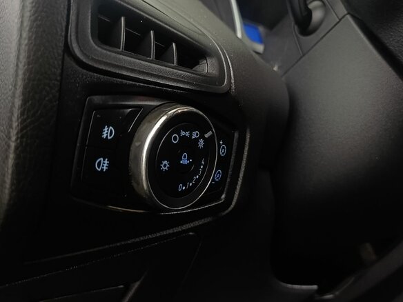 2011 Ford Focus III, чёрный - вид 19