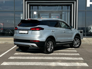2024 Geely Atlas Pro, серый, 2229000 рублей, вид 4