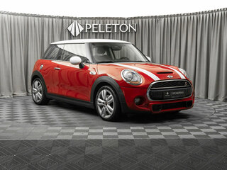 2015 Mini Hatch Cooper S III (F55/F56), красный, 2180000 рублей, вид 2