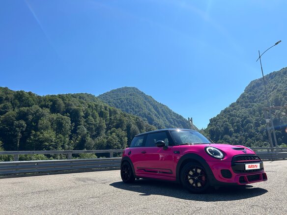 2016 Mini Hatch JCW III (F55/F56), розовый, 2199000 рублей - вид 12
