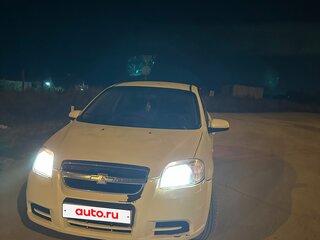 2009 Chevrolet Aveo I Рестайлинг, белый, 260000 рублей, вид 1