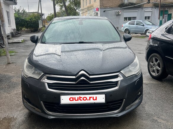 2015 Citroen C4 II, серый, 700000 рублей