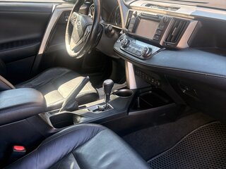 2013 Toyota RAV4 IV (XA40), чёрный, 1580000 рублей, вид 4