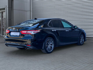 2023 Toyota Camry VIII (XV70) Рестайлинг, чёрный, 3650000 рублей, вид 5