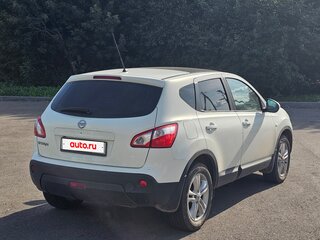 2010 Nissan Qashqai I Рестайлинг, белый, 1199000 рублей, вид 3