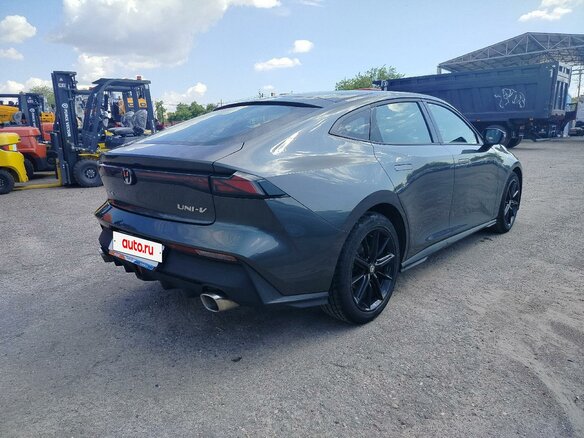 2023 Changan UNI-V I, серый - вид 3