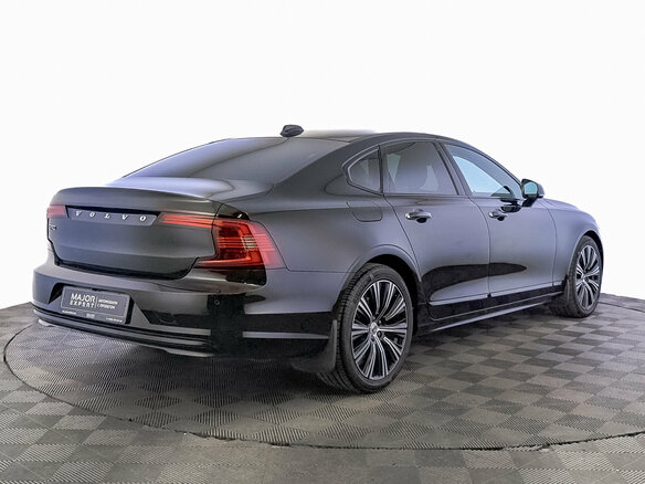 2021 Volvo S90 II Рестайлинг, чёрный, 2890000 рублей - вид 4