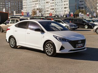 2022 Hyundai Solaris II Рестайлинг, белый, 1499000 рублей, вид 4