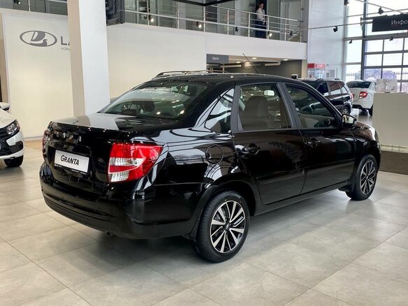 2026 Lada (ВАЗ) Granta I Рестайлинг, чёрный - вид 4