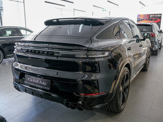 2025 Porsche Cayenne GTS Coupé III Рестайлинг, чёрный, 25690000 рублей, вид 5