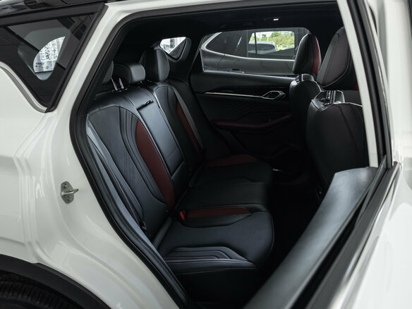 2026 Geely Coolray I Рестайлинг 2, белый, 2964900 рублей - вид 27