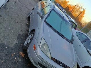 2000 Ford Focus I (North America), серебристый, 350000 рублей, вид 4