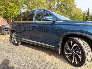 2023 Geely Monjaro (Xingyue L) I, синий, 3220000 рублей, вид 3