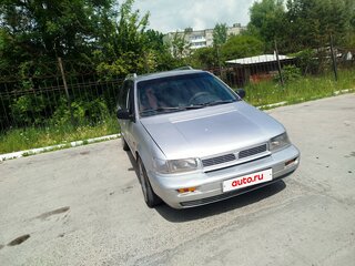 1993 Mitsubishi Space Wagon II, серебристый, 250000 рублей, вид 1