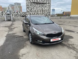 2012 Kia Ceed II, коричневый, 820000 рублей, вид 3