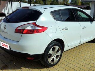 2013 Renault Megane III Рестайлинг, белый, 729000 рублей, вид 5