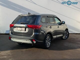 2021 Mitsubishi Outlander III Рестайлинг 3, серый, 2120000 рублей, вид 5