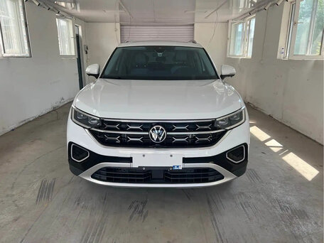 2022 Volkswagen Tayron I Рестайлинг, белый, 2520000 рублей, вид 2