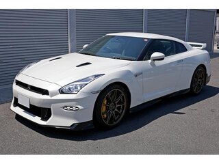 2025 Nissan GT-R I Рестайлинг 4, белый, 21000000 рублей, вид 1