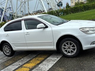 2008 Skoda Octavia II (A5) Рестайлинг, белый, 700000 рублей, вид 4
