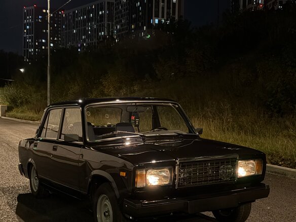 2010 Lada (ВАЗ) 2107, чёрный, 500000 рублей - вид 3
