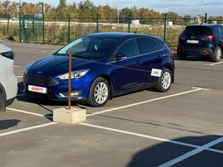 2017 Ford Focus III Рестайлинг, синий, 1350000 рублей, вид 2