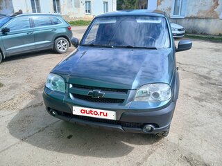 2013 Chevrolet Niva I Рестайлинг, серый, 600000 рублей, вид 1