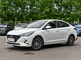 2020 Hyundai Solaris II Рестайлинг, белый, 1352000 рублей, вид 1