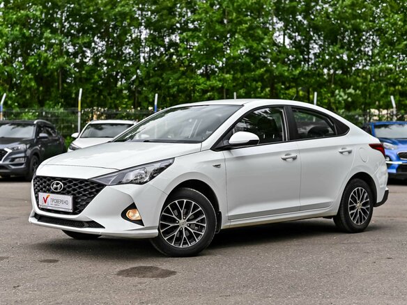 2020 Hyundai Solaris II Рестайлинг, белый, 1332000 рублей