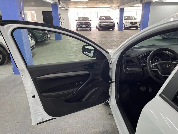 2024 Lada (ВАЗ) Vesta SW I Рестайлинг (NG), белый, 1299000 рублей - вид 9
