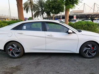 2026 Hyundai Elantra VII (CN7) Рестайлинг, белый, 1825000 рублей, вид 4