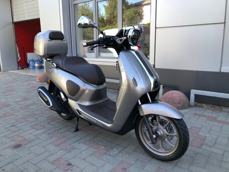 2026 Honda ADV150, серебристый, 400000 рублей, вид 3