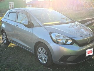 2020 Honda Fit IV, серебристый, 1275000 рублей, вид 1
