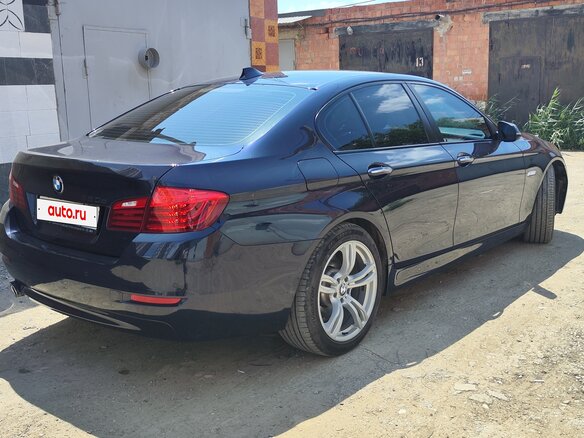 2016 BMW 5 серии 520d VI (F10/F11/F07) Рестайлинг, синий, 3000000 рублей - вид 4