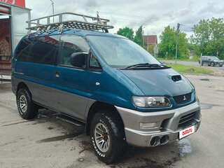 1998 Mitsubishi Delica IV, зелёный, 850000 рублей, вид 1