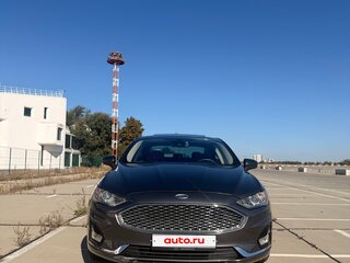 2020 Ford Fusion (North America) II Рестайлинг, серый, 1850000 рублей, вид 2