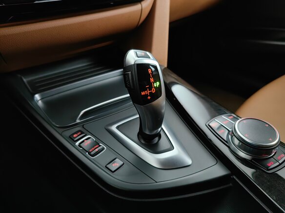 2017 BMW 3 серии 320d xDrive VI (F3x) Рестайлинг, чёрный, 2555000 рублей - вид 18