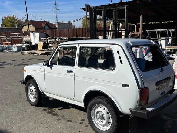 1998 Lada (ВАЗ) 2121 (4x4) I Рестайлинг, белый - вид 13