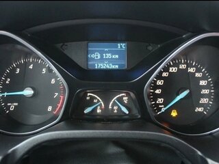 2011 Ford Focus III, чёрный, 750000 рублей, вид 4