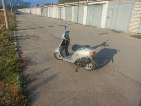 2004 Honda Dio, серебристый, 40000 рублей, вид 4