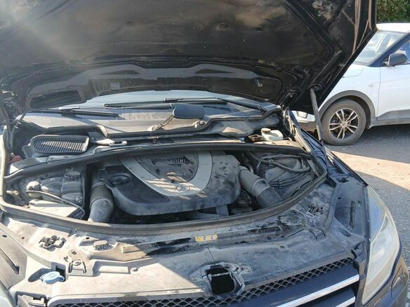 2012 Mercedes-Benz R-Класс 350 Long I Рестайлинг 2, чёрный, 1000000 рублей - вид 4