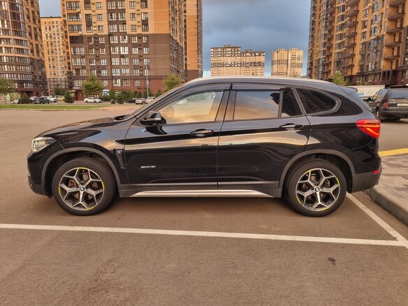 2016 BMW X1 18i sDrive II (F48), чёрный, 1850000 рублей - вид 3