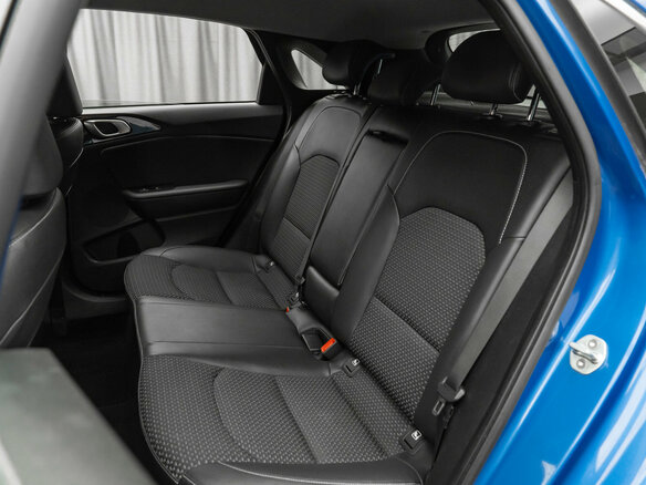2018 Kia Ceed III, синий, 1790000 рублей - вид 16