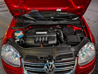 2010 Volkswagen Jetta V, красный, 550000 рублей, вид 3