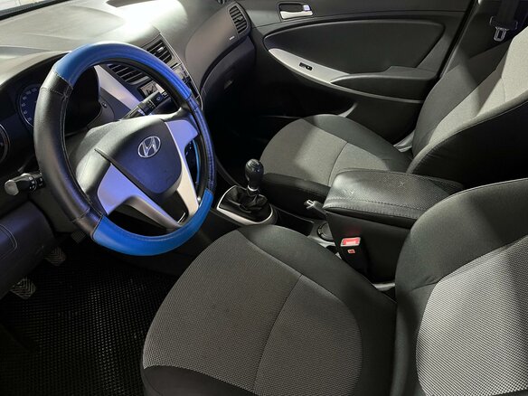 2014 Hyundai Solaris I, синий, 590021 рублей - вид 12