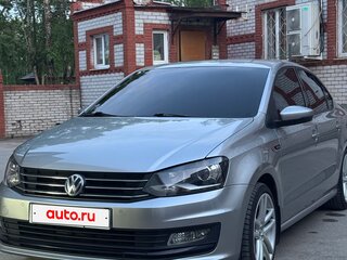 2018 Volkswagen Polo V Рестайлинг, серый, 1300000 рублей, вид 3