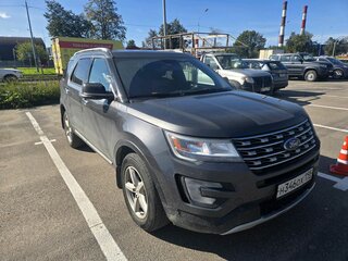 2017 Ford Explorer V Рестайлинг, серый, 2129000 рублей, вид 2